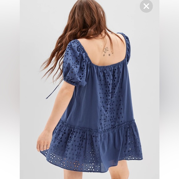 AE American Eagle Blue Eyelet Puff-Sleeve Swing Mini Dress Large Pockets Lined - Picture 2 of 9